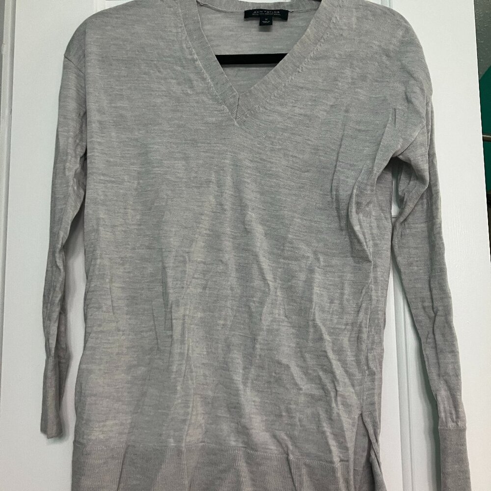 100% EXTRAFINE MERINO WOOL Ann Taylor LUXURY Sweater Petite Small